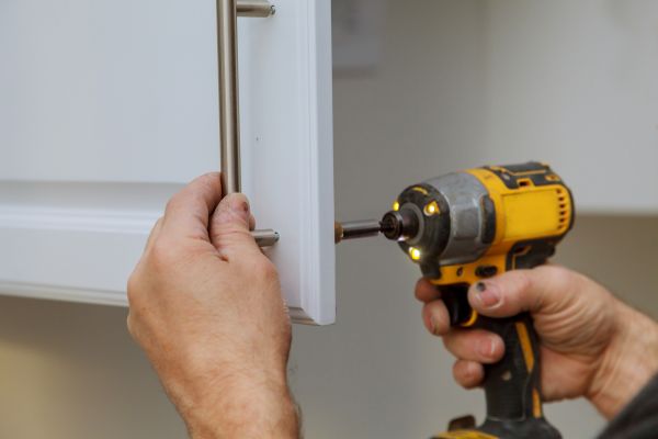 Cabinet Knob Installation in Powell